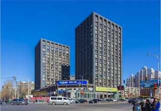 云南办公楼屋顶高尔夫球场建设图片